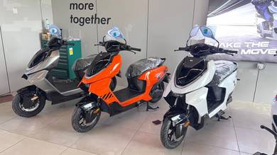ZEEHO AE4 ready unit free delivery