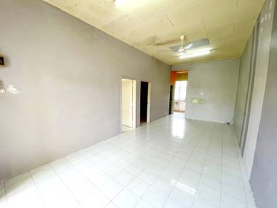 Kulai Bandar Putra| Jalan Merak| Single Storey Terrace House for Sale