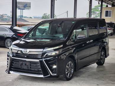 Toyota VOXY 2.0 ZS KIRAMEKI 2 8 SEATER