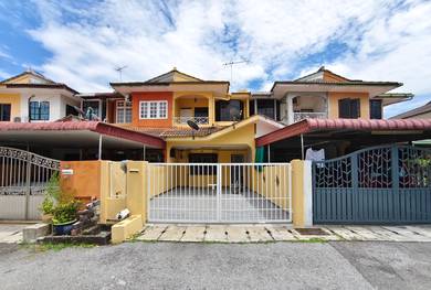 Lokasi Panas, Rumah Landed Dekat Aeon & Lotus St18!!