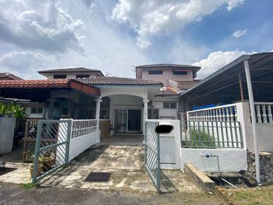Facing Open Single Storey Lorong Makkota Impian Fasa 1 Puncak Alam