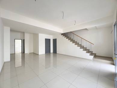 Double Storey Terraced House, Cybersouth, Dengkil | YARD FACING OPEN