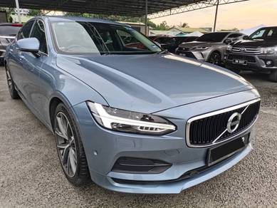 Volvo S90 2.0 T5 MOMENTUM (A)