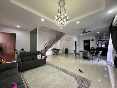 FULLY RENOVATED CORNER 2 Storey Hijayu 2 Resort Homes Bdr Sri Sendayan