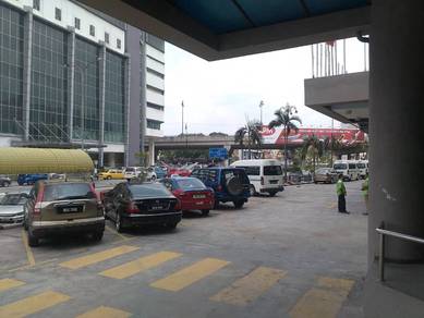 4 Storey Shopping COMPLEX SPACE