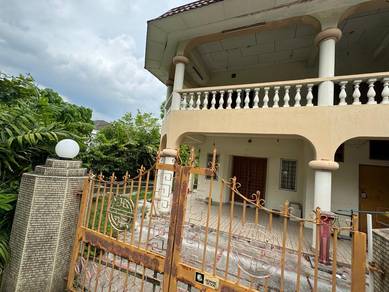 Corner Lot - Double Storey Corner Lot House At Taman Melawati, KL