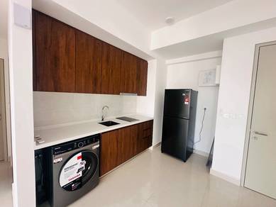 Quinn Residence,2bed 2bath,50M to Putra Lrt Sri Rampai,Part Furnished