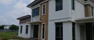 Nice Bungalow Paya Rumput Perdana Freehold