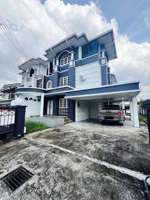 2 1/2 storey Semi-D for sale at Jalan Song - Prime Location