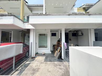 Limit unit sp4 Bandar Saujana Putra Town House