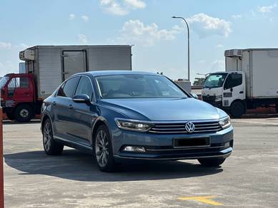 Volkswagen PASSAT 1.8 TSI TRENDLINE PLUS (A)
