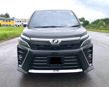 Toyota VOXY 2.0 ZS KIRAMEKI II (A)