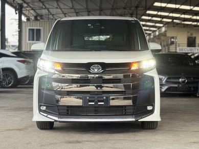 Toyota NOAH 2.0 SZ (A)