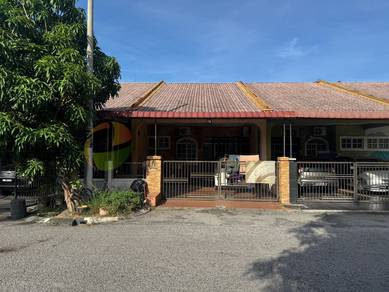 Rumah Freehold Facing padang di Manjung Point 4, Manjung