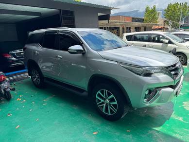 Toyota FORTUNER 2.7 SRZ 4x4 (A)Showroom