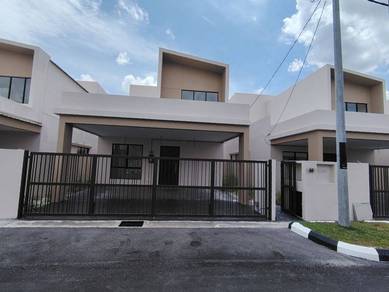 La Casa Lunas (Phase 9)