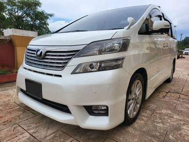 Toyota VELLFIRE 2.4 (A) Z /BOOT P/DOOR SUNROOF
