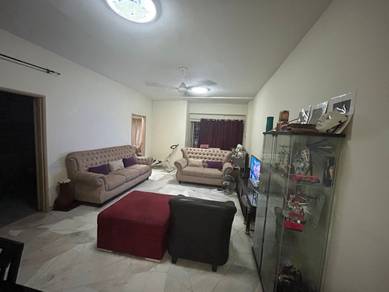 Sri Pelangi 3 Room 2 Bathroom Bare Unit Nice Condition Cheap