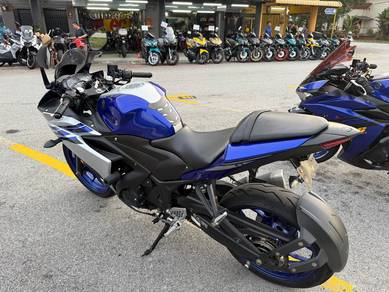 2017 Yamaha YZF R25 V1 "Blue Edition & Fully Stand