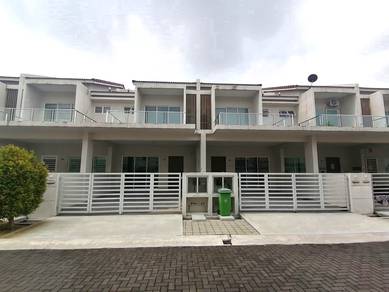 Raintree Park 1 Double Storey Terrace Pearl City  At Simpang Ampat