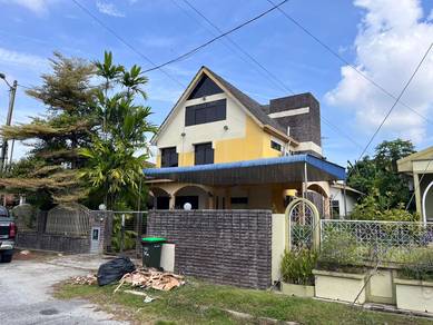 HOT🔥 Bungalow 2.5 Tingkat Lorong Pipit Jalan Sultanah Alor Setar