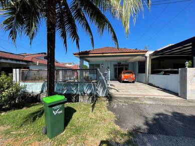 For Sale - Renovated Single Storey Semi D Endlot, Kulim Square