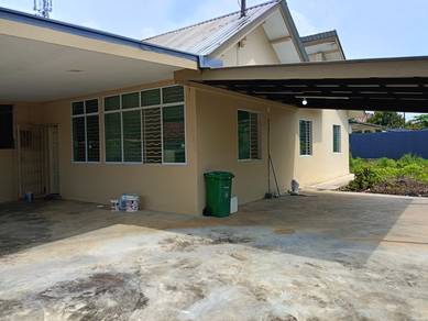 Corner Single Storey House Cloud Estate Green Road