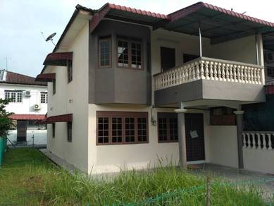 2 Storey freehold house in Taman Muhibbah 2, Sitiawan, Perak.