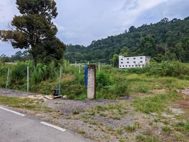 Tanah 2.93 Ekar Pekan Batu 14 Hulu Langat Jalan Sungai Tekali