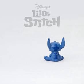 Lilo and stitch: sitting stitch plastic figure