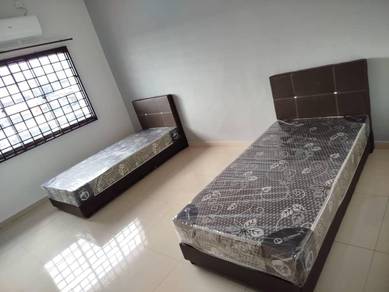 Taman Johor Jaya Double Storey House 5Bedrooms Fully Furnished