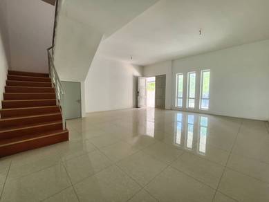 Double storey terrace house   📌 Tematu Hill @ Jalan Stephen Yong ✅ 4
