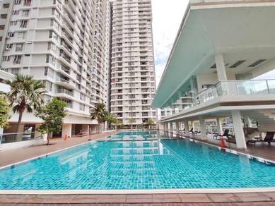 FREEHOLD Platinum Hill Pv 2 KL Corner For Sale