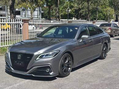 Toyota CROWN 2.0 RS ADVANCE (A)