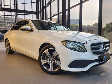 Mercedes Benz E200 2.0 AVANTGARDE (CKD) (A)