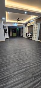 Renovated 5 bedroom unit in Andira Denai Alam For Rent