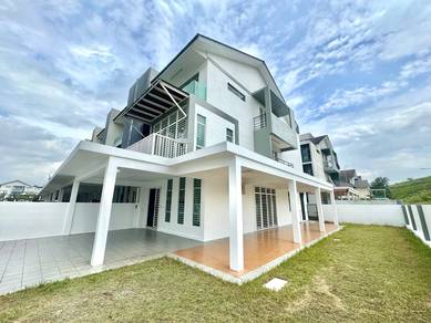 CORNER LOT | 3 Storey Bangi Avenue 3, Bangi