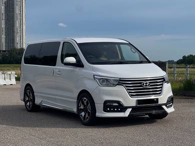 Hyundai GRAND STAREX EXECUTIVE PLUS 2.5L (A)