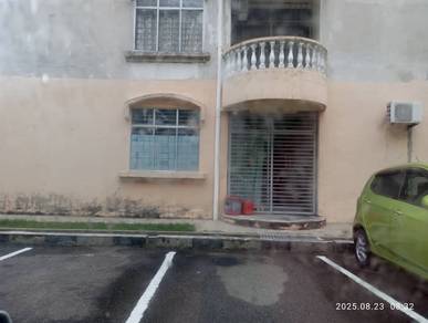 Freehold Ground Floor @ Pelangi Apartment / Ayer Keroh