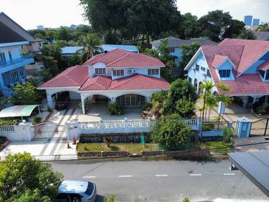 Hot Location Bungalow Double Storey, USJ 2, Subang Jaya