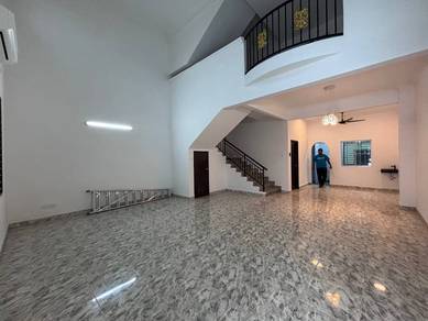 Kulai 2.5 Storey House