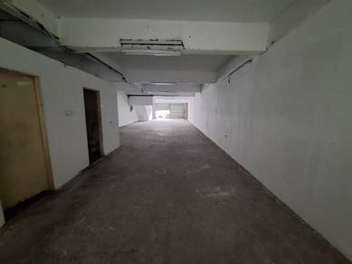 Damansara Utama Ground Shop 1540 Sf Face Main Road Petaling Jaya Rent