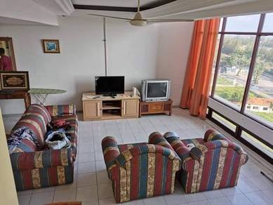 Golden Coast Condominium
