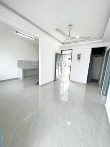 Perling Flat Camar, Tun Aminah, Skudai,Tingkat 2 Level 2  Full loan