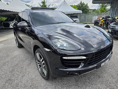 Porsche CAYENNE 4.8 TURBO 958 (A)