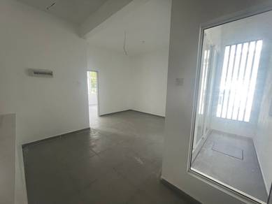 1.5 Storey Terrace House @Taman Muzaffar Syah, Ayer Keroh Melaka