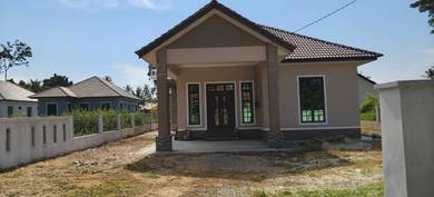 2 unit terkahir banglo di Kg. Badak, Melawi