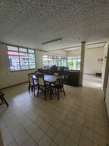 Rock Road Detached House For Rent