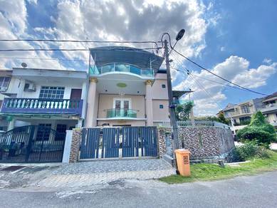 3 sty corner house at Taman Dagang, Ampang Kuala Lumpur