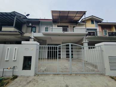 Taman Kempas Utama Double Storey Terrace 